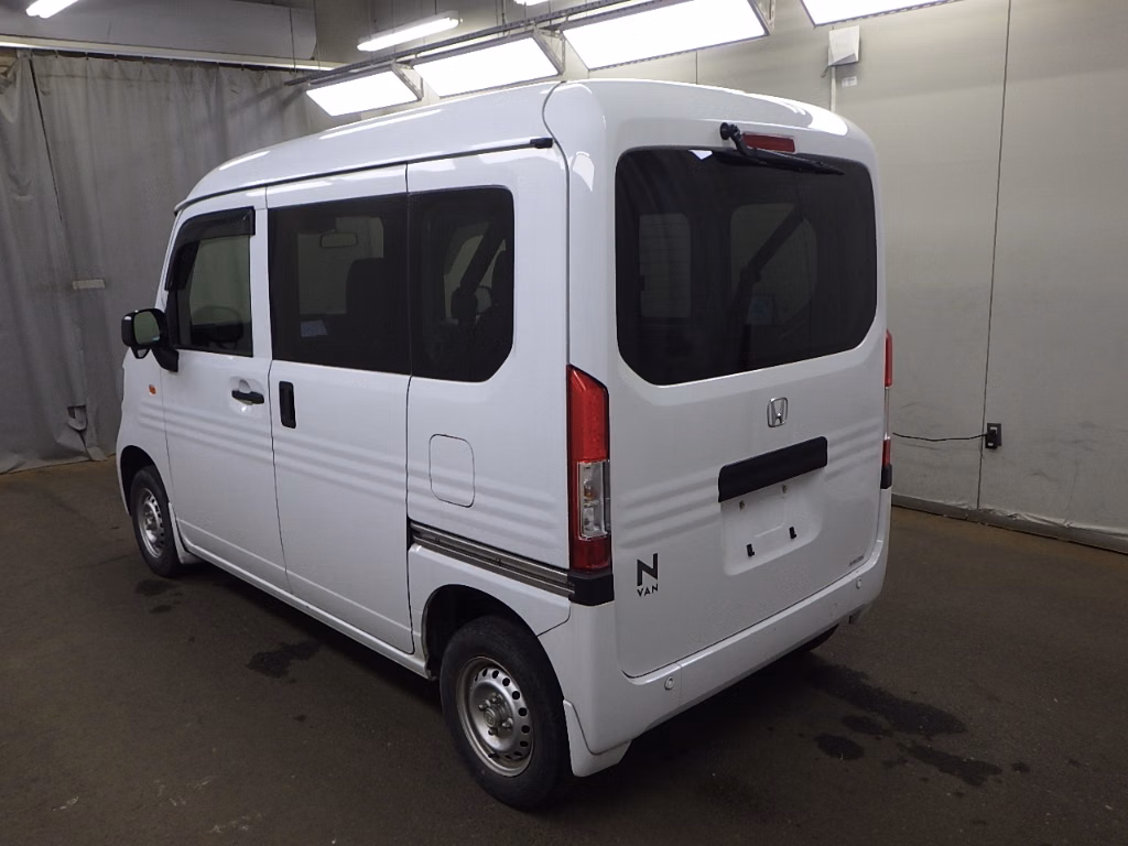 HONDA N-VAN