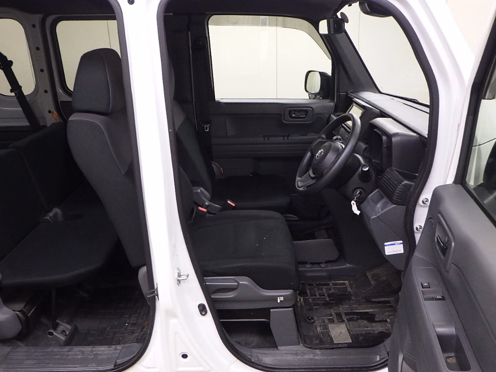 HONDA N-VAN
