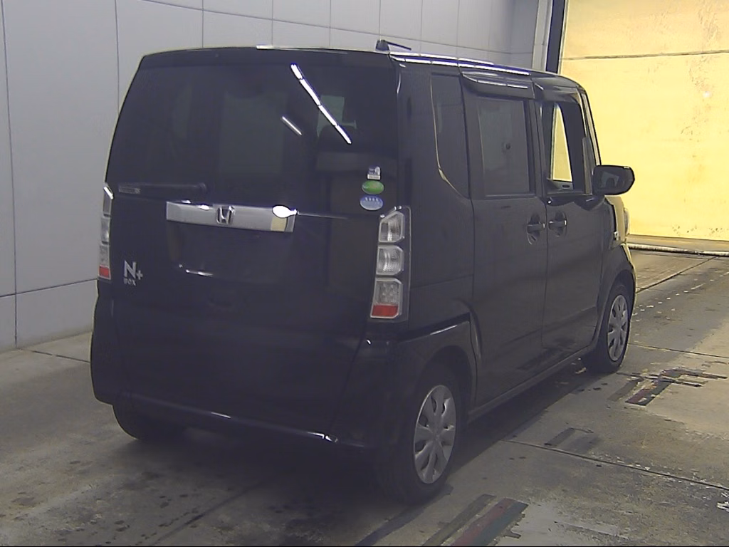 HONDA N-BOX+