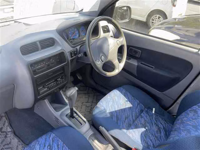 DAIHATSU TERIOS KID