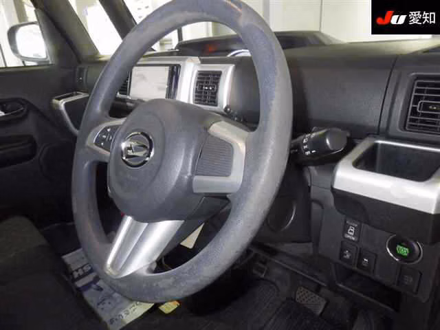 DAIHATSU WAKE