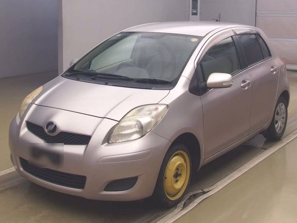 TOYOTA VITZ