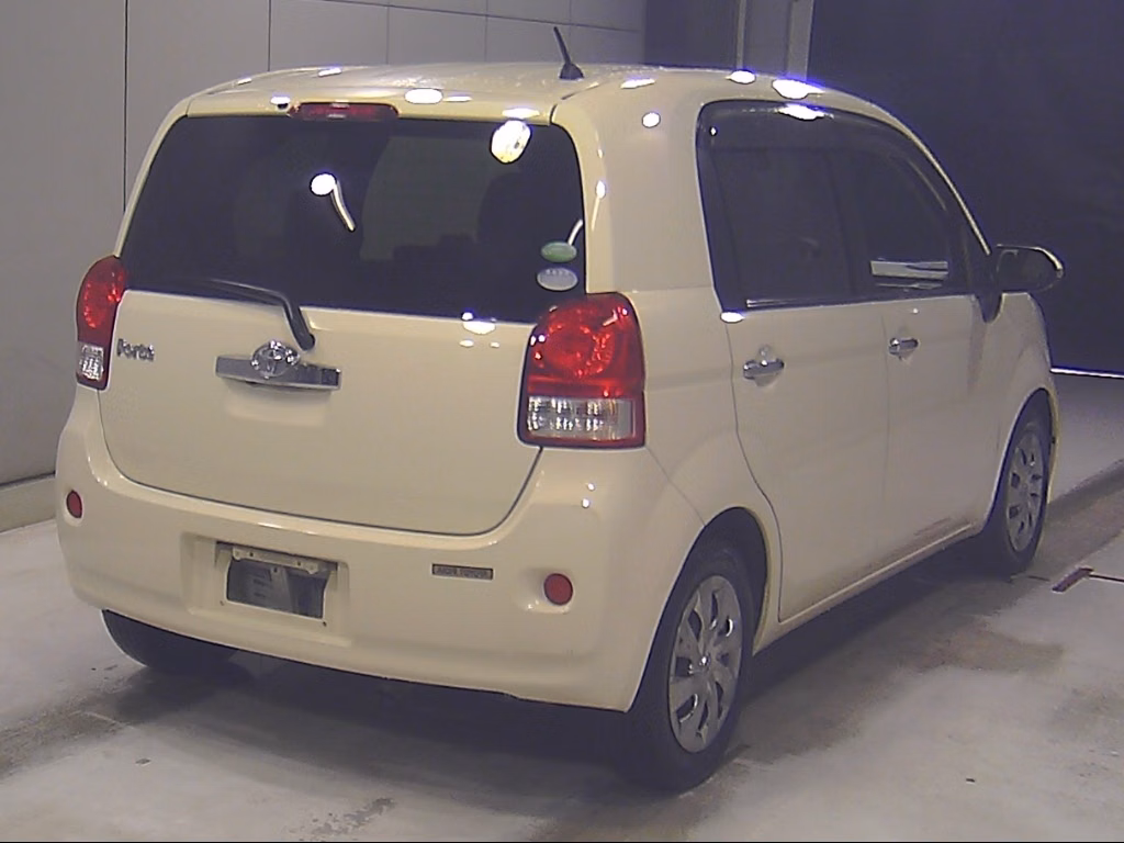 TOYOTA PORTE
