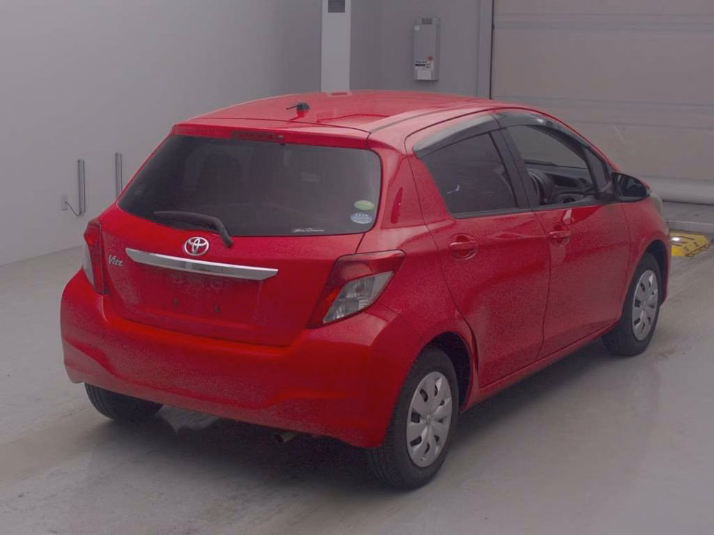 TOYOTA VITZ