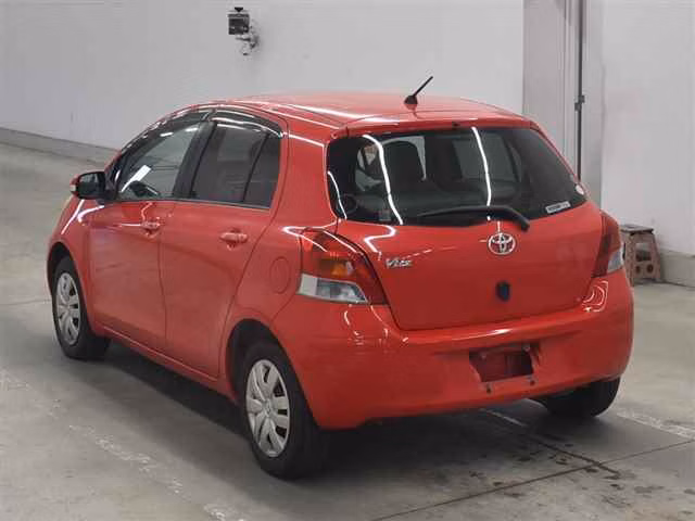 TOYOTA VITZ