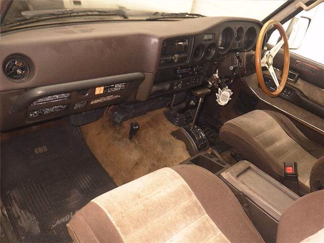 TOYOTA LAND CRUISER