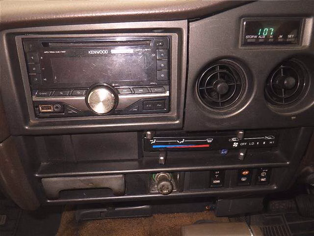 TOYOTA LAND CRUISER