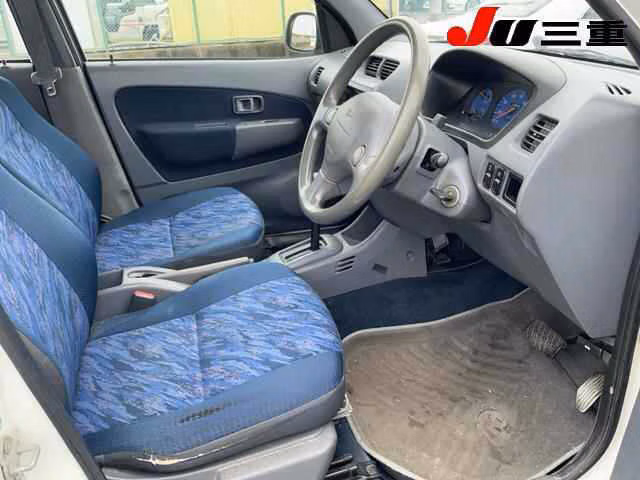 DAIHATSU TERIOS KID