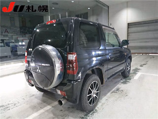 MITSUBISHI PAJERO MINI