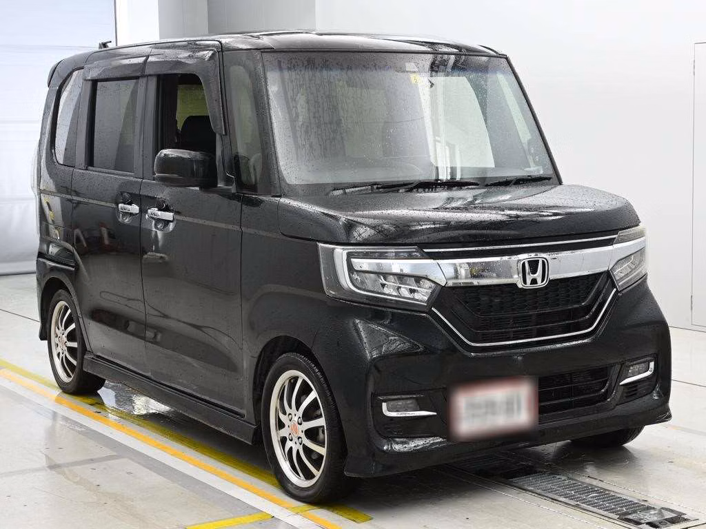 HONDA N-BOX