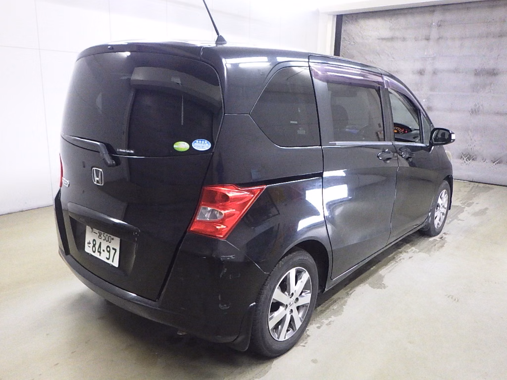 HONDA FREED