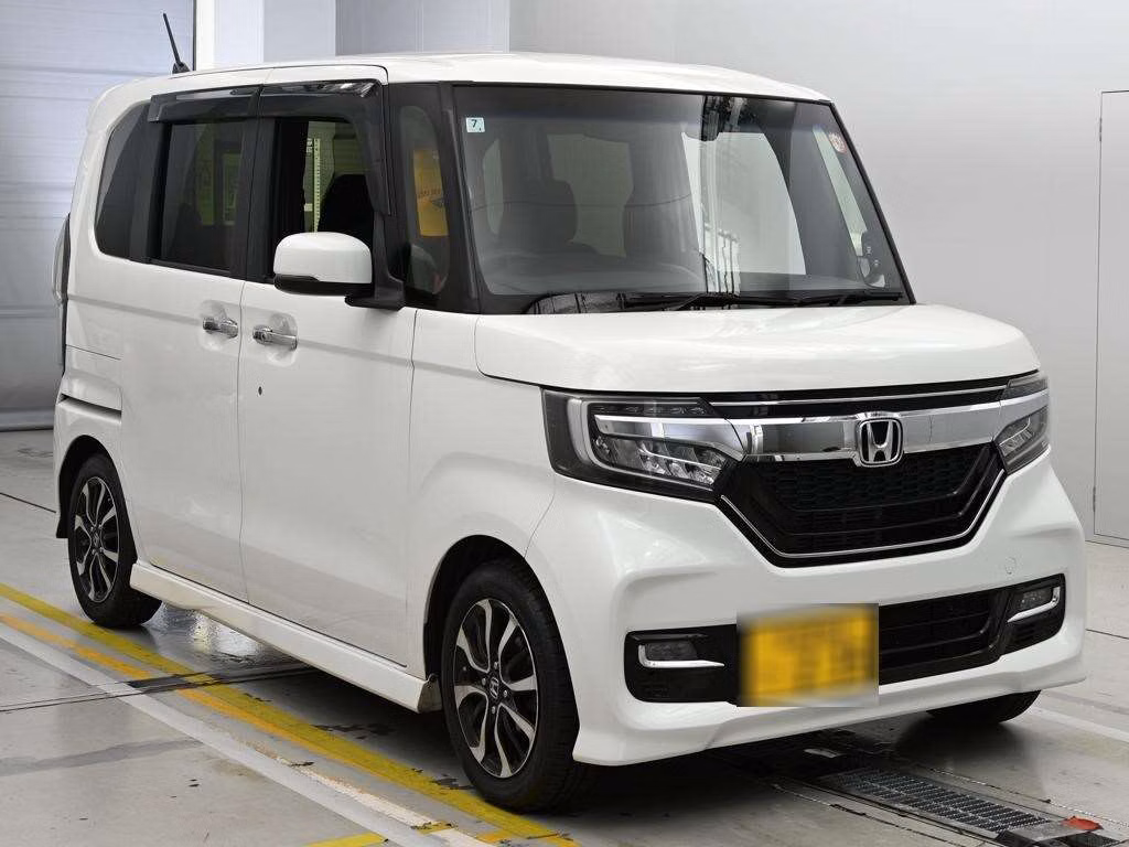 HONDA N-BOX