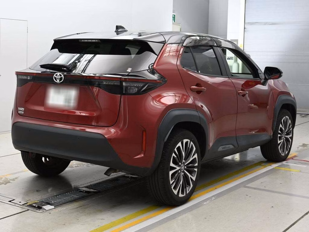 TOYOTA YARIS CROSS
