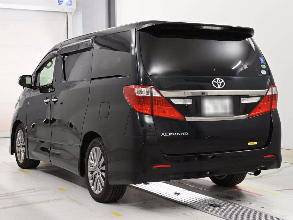 TOYOTA ALPHARD