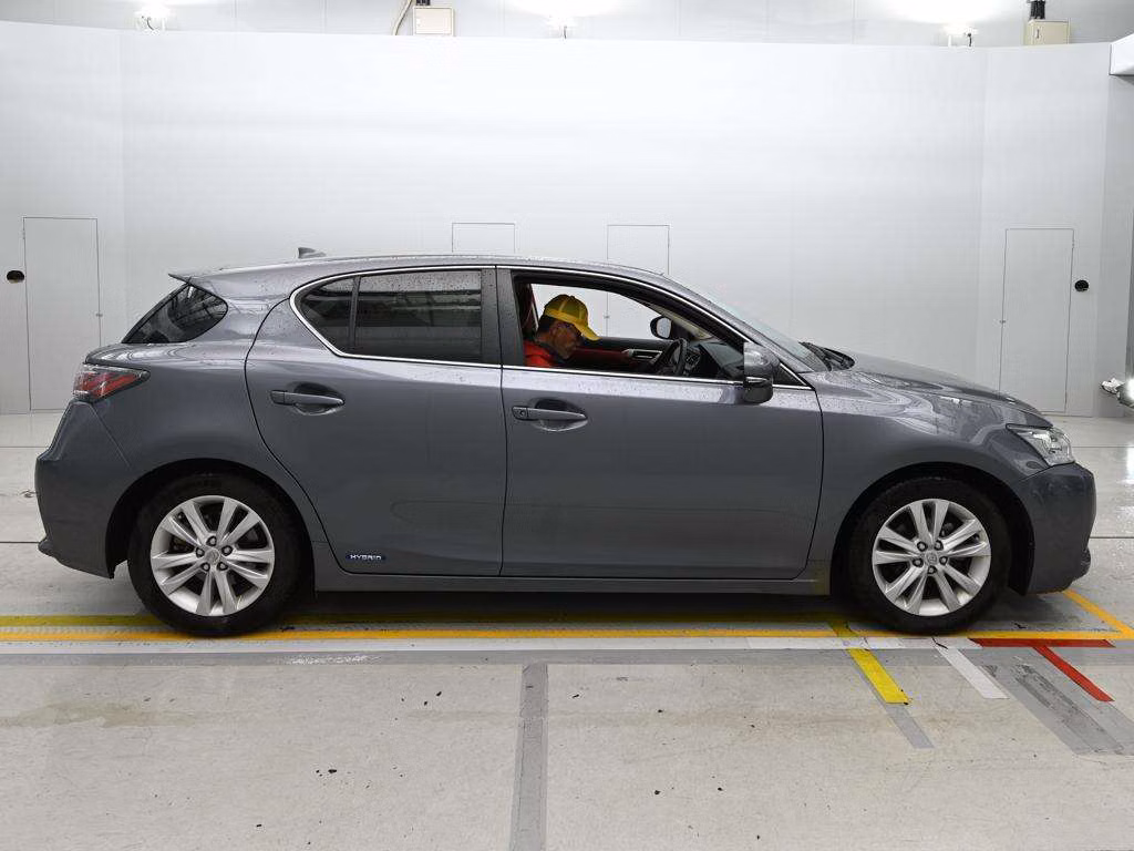 LEXUS CT200H