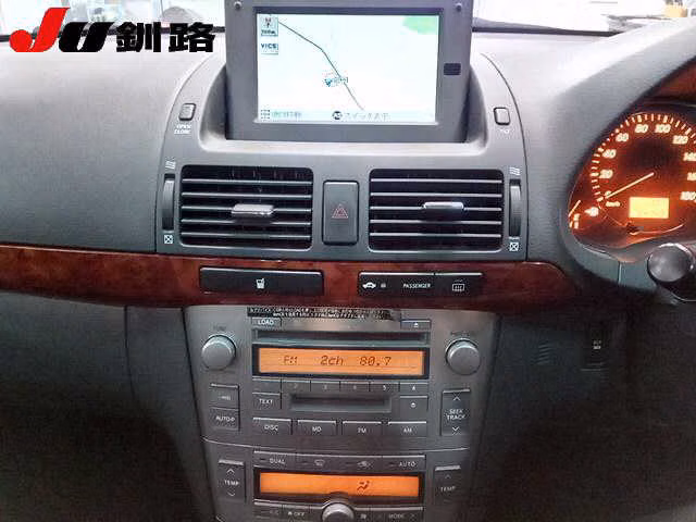 TOYOTA AVENSIS