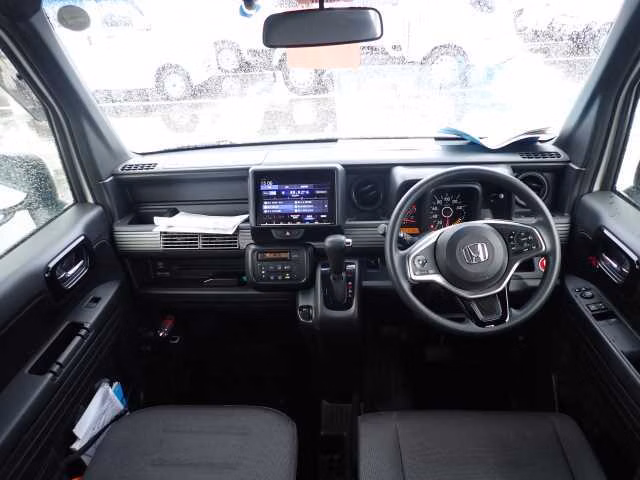 HONDA N-VAN