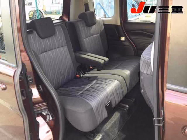 MITSUBISHI DELICA D:2