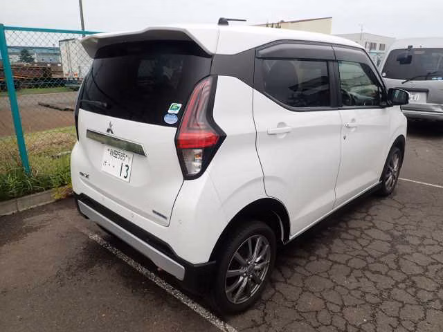 MITSUBISHI EK X