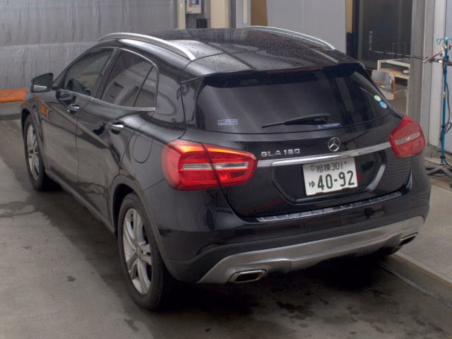 MERCEDES-BENZ GLA-CLASS