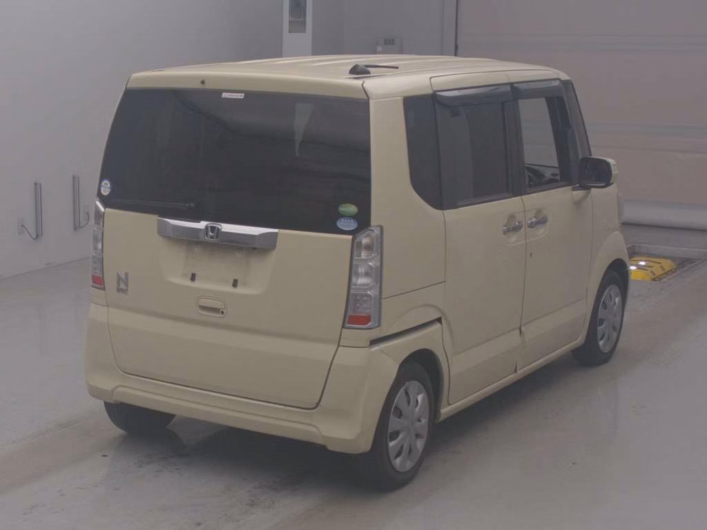 HONDA N-BOX