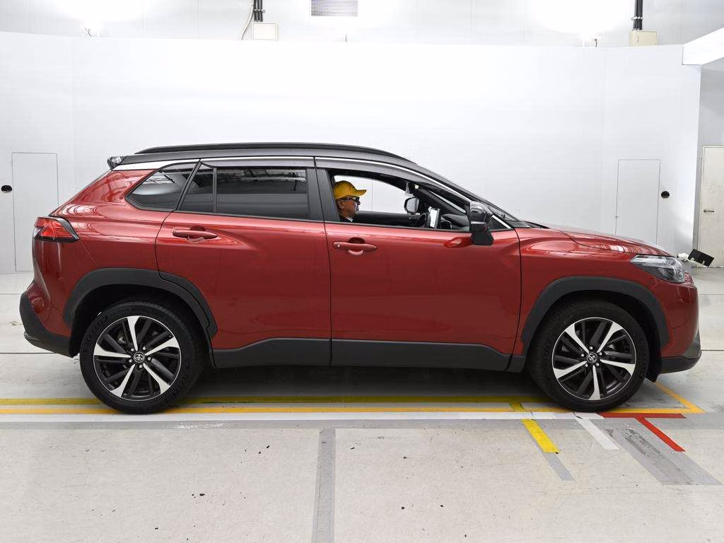 TOYOTA COROLLA CROSS