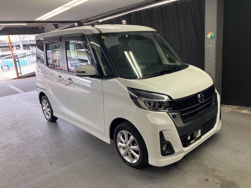 Nissan DAYZ Roox