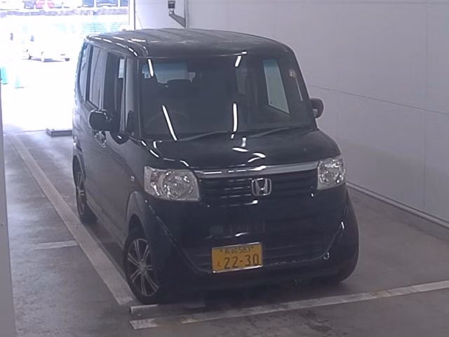 HONDA N-BOX