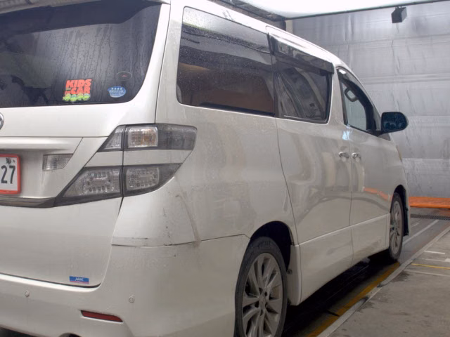 TOYOTA VELLFIRE