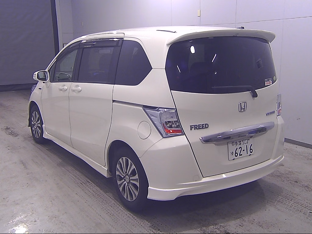HONDA FREED