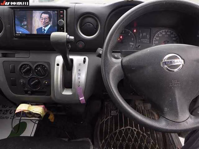 NISSAN NV350 CARAVAN