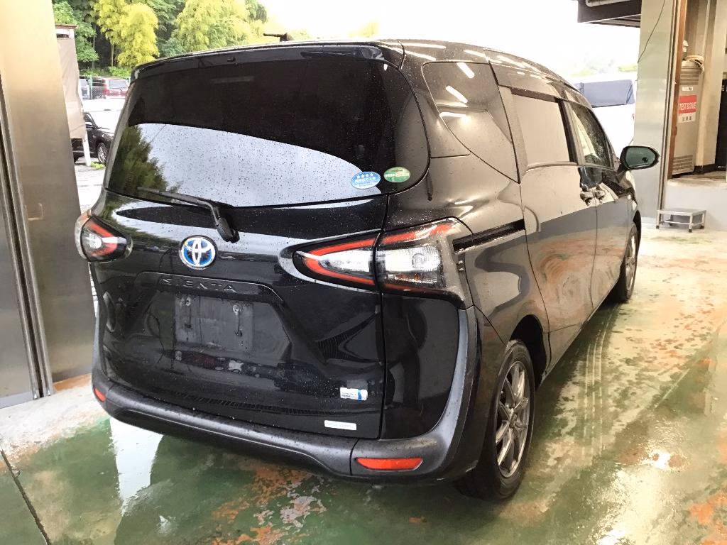 TOYOTA SIENTA