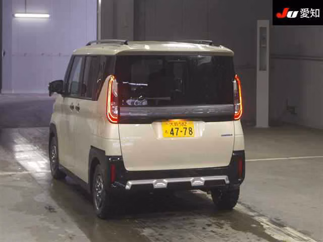 MITSUBISHI DELICA MINI
