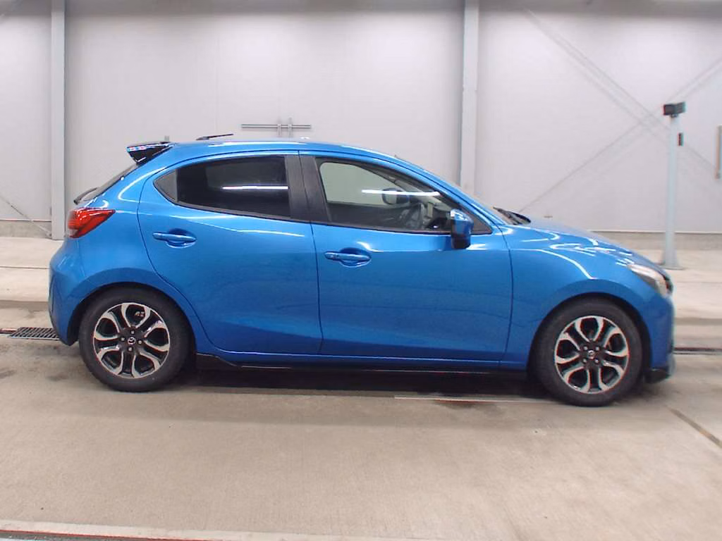 MAZDA MAZDA2