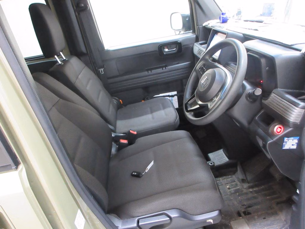 HONDA N-VAN