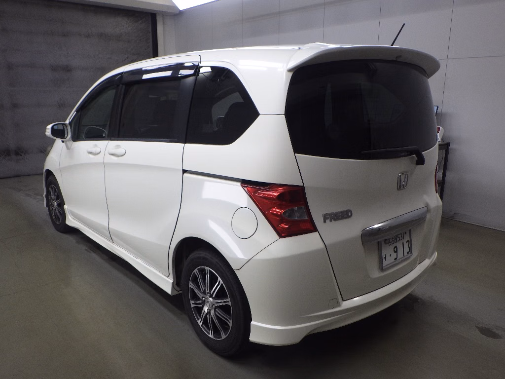 HONDA FREED