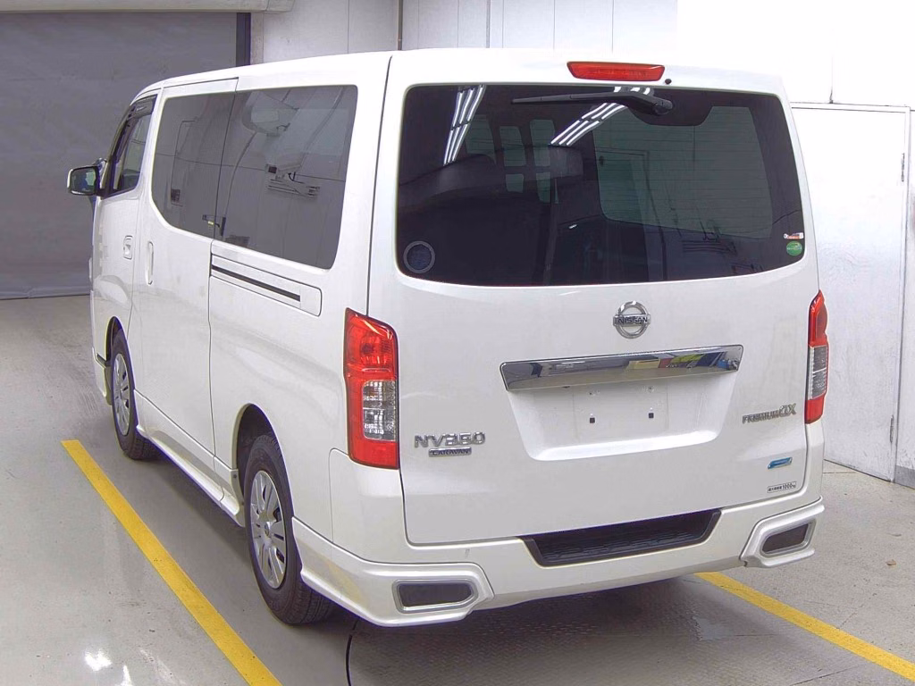 NISSAN NV350 CARAVAN