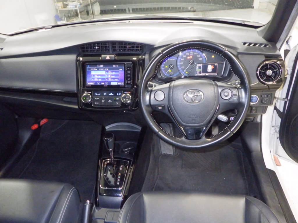 TOYOTA COROLLA FIELDER