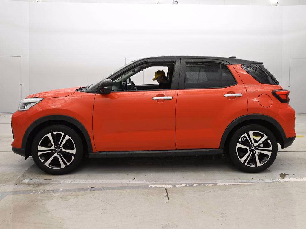 DAIHATSU ROCKY