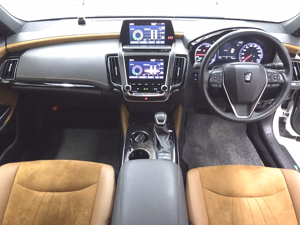 TOYOTA CROWN