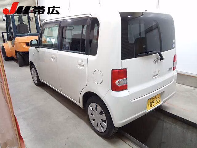 DAIHATSU MOVE CONTE