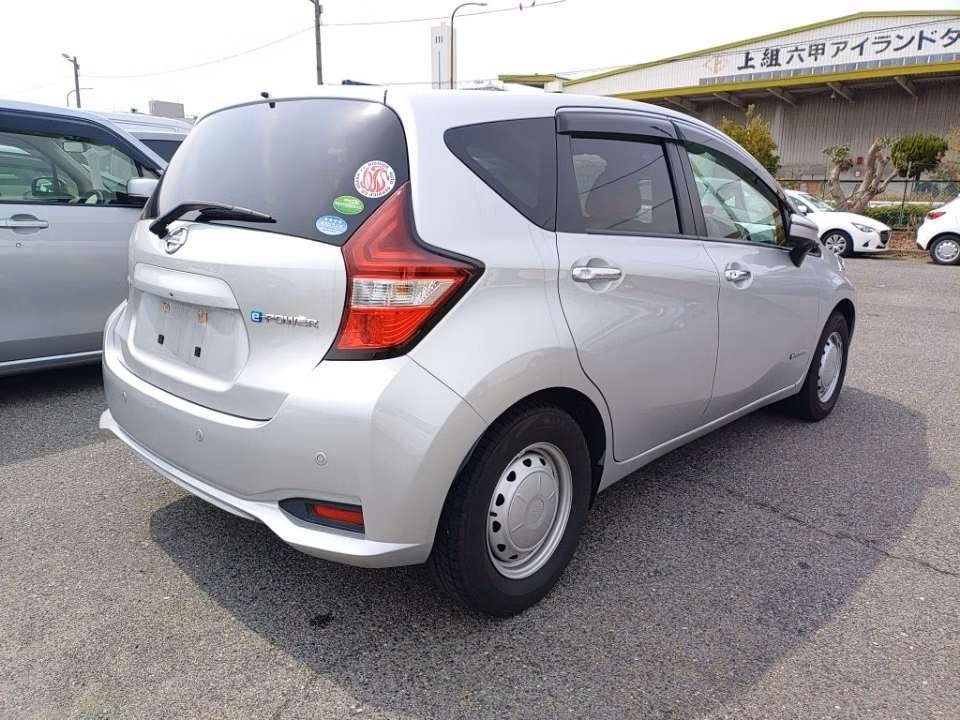 NISSAN NOTE