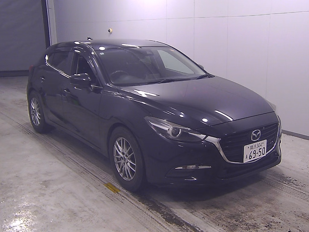 MAZDA AXELA