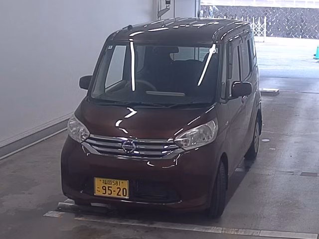 NISSAN DAYZ ROOX