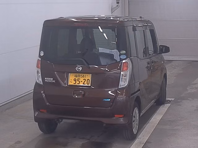 NISSAN DAYZ ROOX
