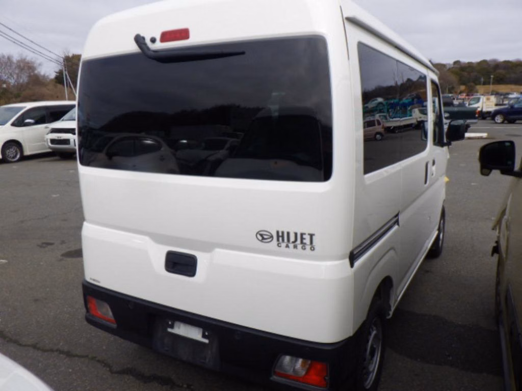 DAIHATSU ATRAI