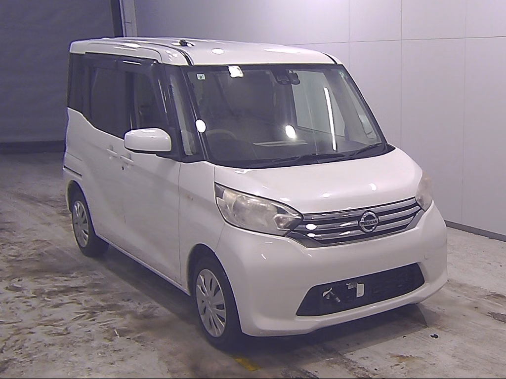 NISSAN DAYZ ROOX