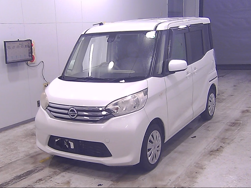 NISSAN DAYZ ROOX