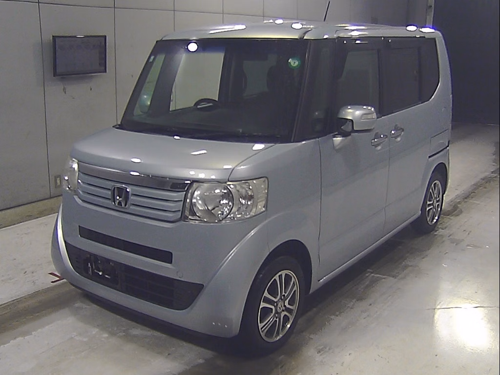 HONDA N-BOX