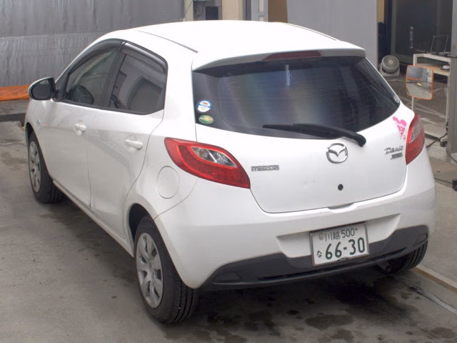 MAZDA DEMIO